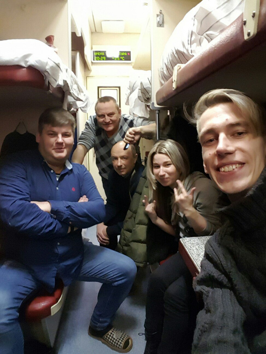 Один дома за кадром фото Один дома за кадром фото